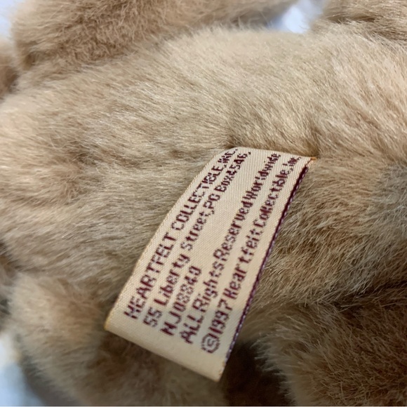 Heartfelt Bear 1997 - Picture 2 of 2
